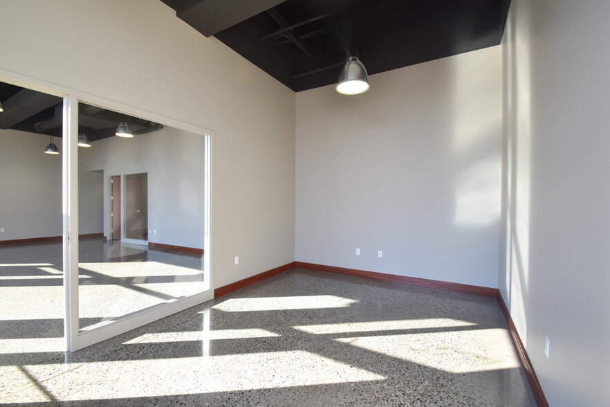 2780 Delaware Ave, Buffalo, NY en alquiler - Foto del interior - Imagen 2 de 7