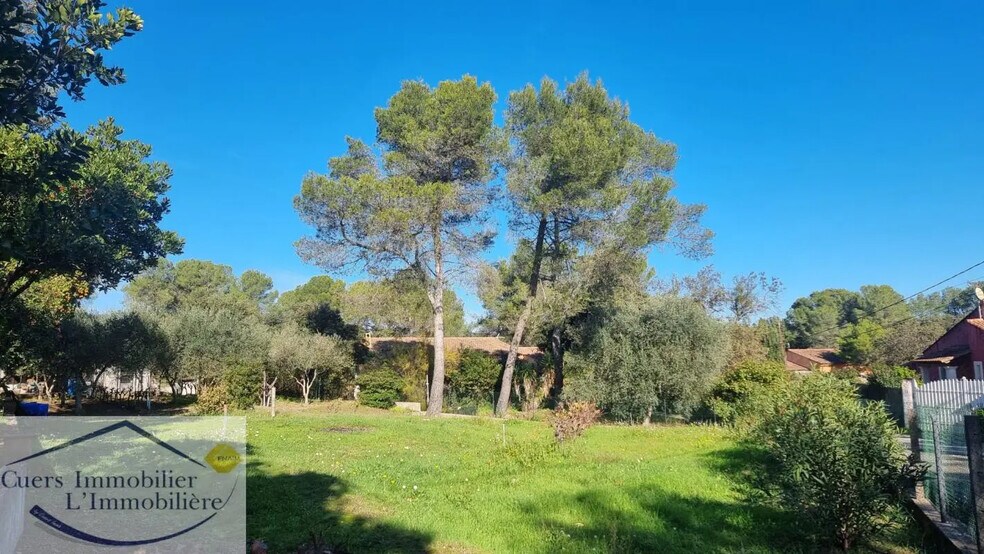 Terreno en Pierrefeu-du-Var en venta - Foto del edificio - Imagen 3 de 4