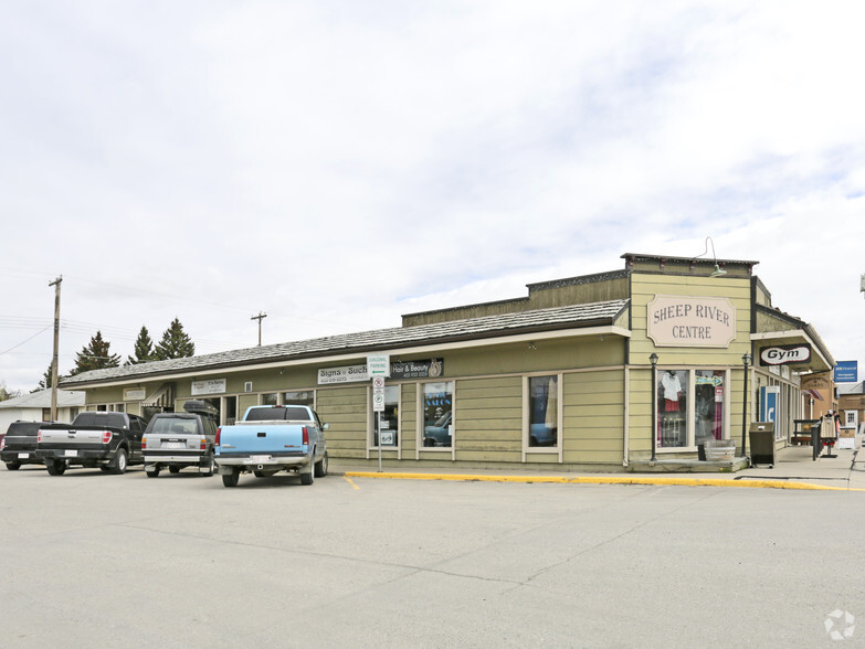 126 Centre Ave W, Black Diamond, AB en alquiler - Foto del edificio - Imagen 2 de 7