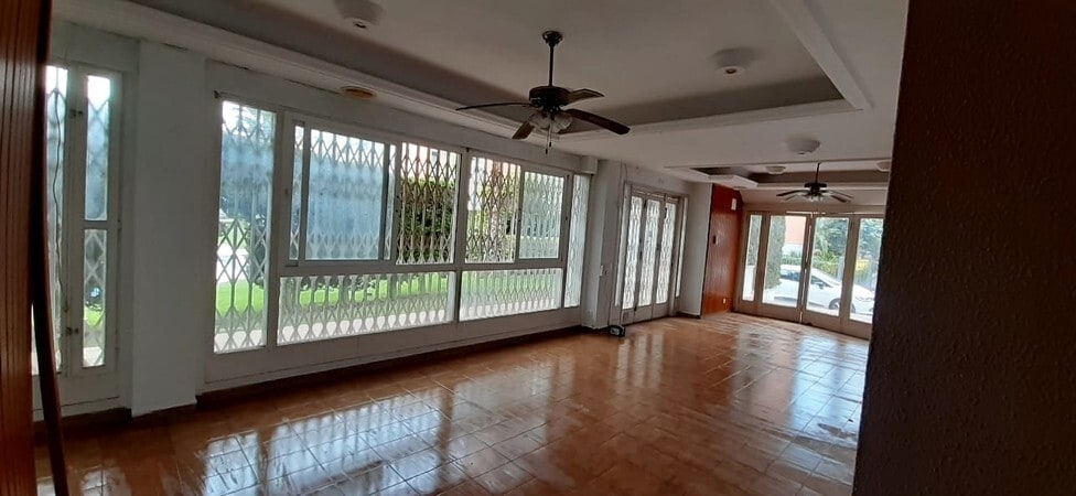 Lloret de Mar, GER 17310 - Unidad 01 - - Foto del interior - Image 1 of 8