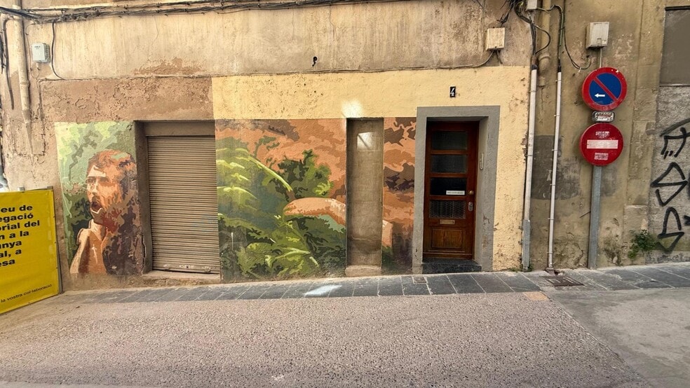 Edificio residencial en Manresa, Barcelona en venta - Vestíbulo - Imagen 1 de 1