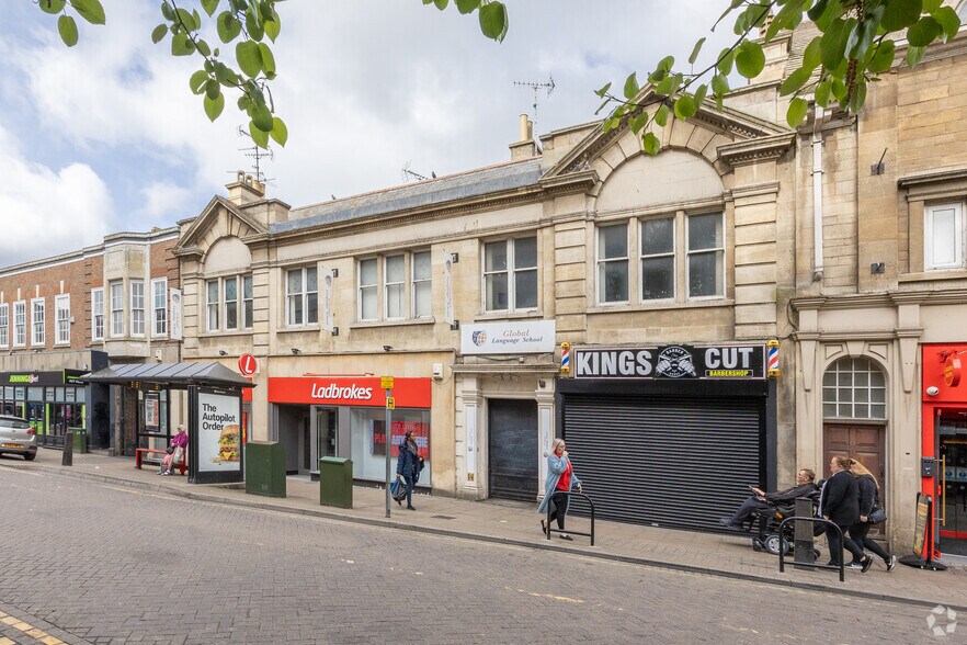 8-14 Broadway, Peterborough en alquiler - Foto del edificio - Imagen 1 de 2