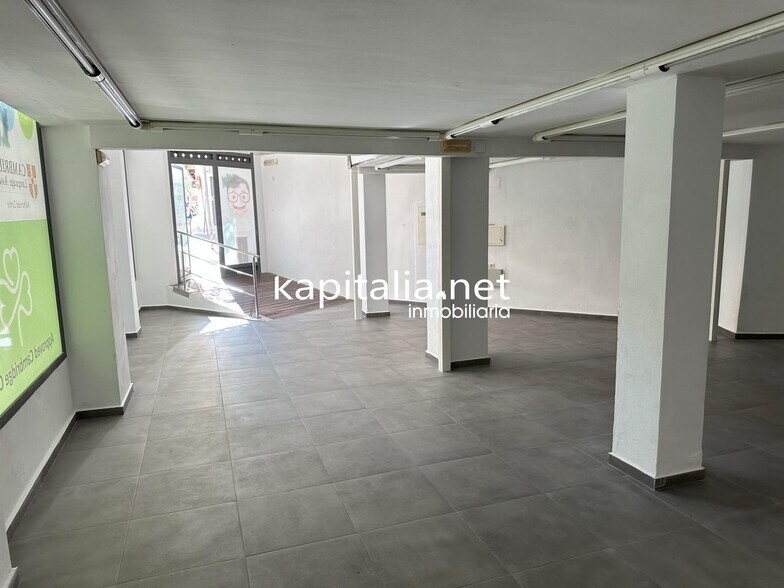 Local en Xàtiva, Valencia en alquiler - Foto del edificio - Imagen 1 de 8