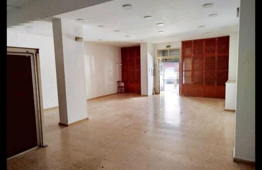 Local en Córdoba, Córdoba en venta - Foto del edificio - Imagen 2 de 5