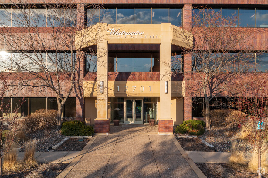 12501 Whitewater Dr, Minnetonka, MN en alquiler - Foto del edificio - Imagen 1 de 5