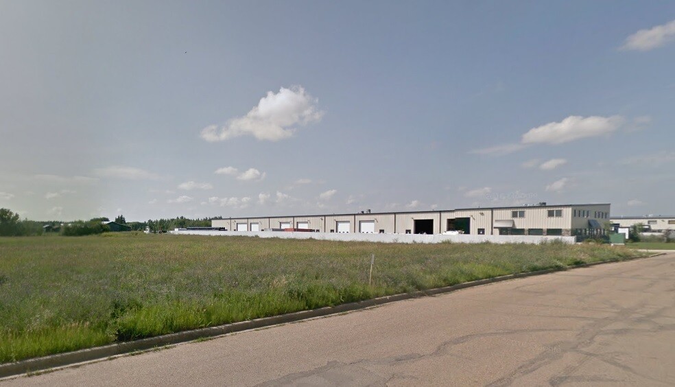 Fort Saskatchewan Parcels cartera de 2 inmuebles en venta en LoopNet.es - Foto del edificio - Imagen 3 de 4