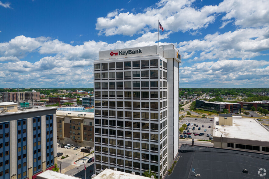 202 S Michigan St, South Bend, IN en alquiler - Foto del edificio - Imagen 2 de 11