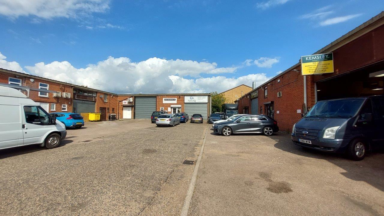 Hurricane Way, Wickford en venta Foto del edificio- Imagen 1 de 1