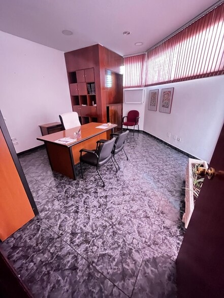 Local en Córdoba en alquiler - Foto del edificio - Imagen 1 de 9