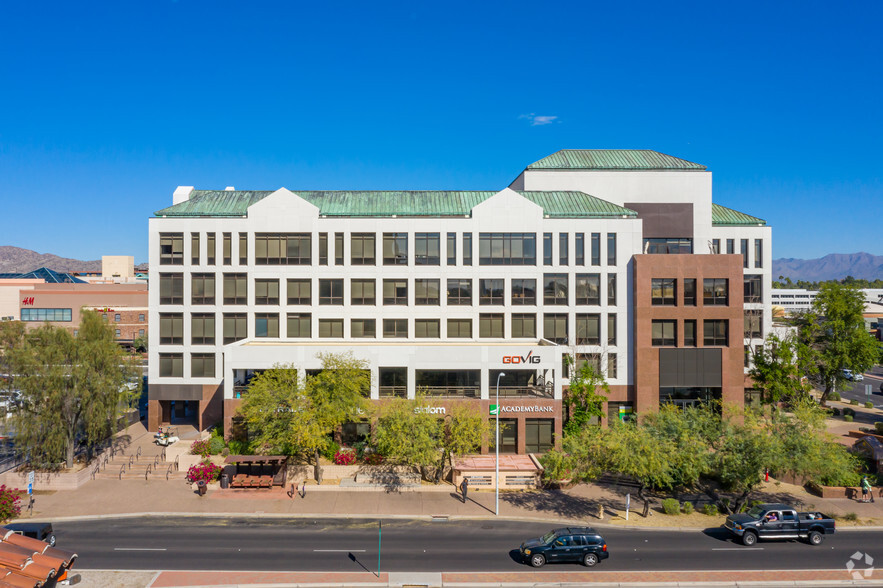 7150 E Camelback Rd, Scottsdale, AZ en alquiler - Foto del edificio - Imagen 2 de 9