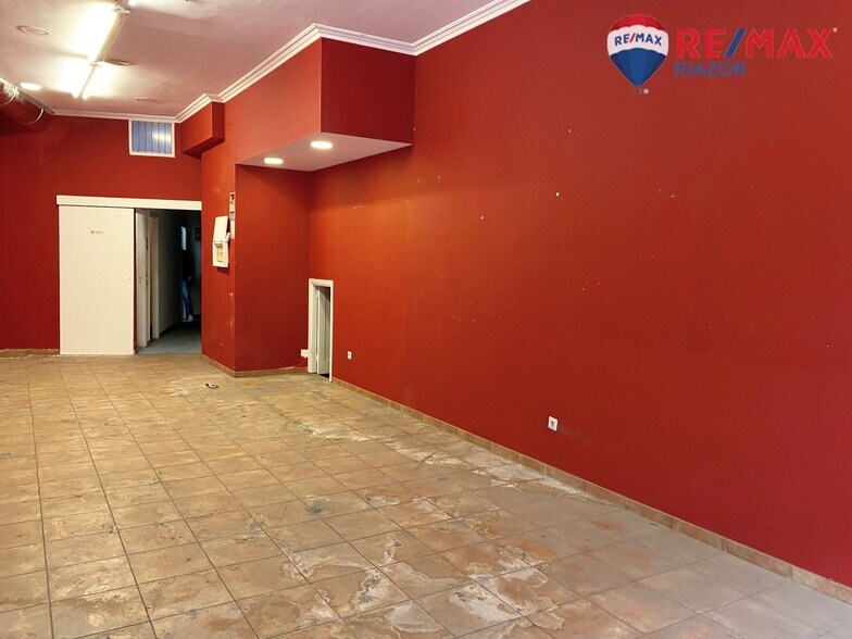 Local en Santiago de Compostela, La Coruna en alquiler - Foto del interior - Imagen 3 de 13