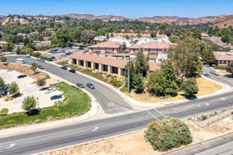 5210 Lewis Rd, Agoura Hills, CA - VISTA AÉREA  vista de mapa