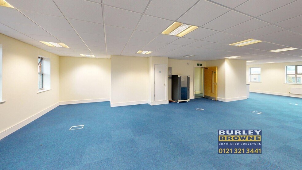 Buntsford Dr, Bromsgrove en alquiler - Foto del edificio - Imagen 2 de 10