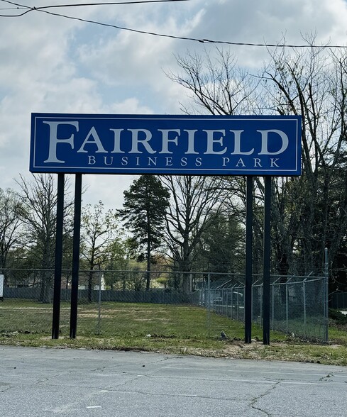 716 E Fairfield Rd, Greenville, SC en alquiler - Foto del edificio - Imagen 1 de 11