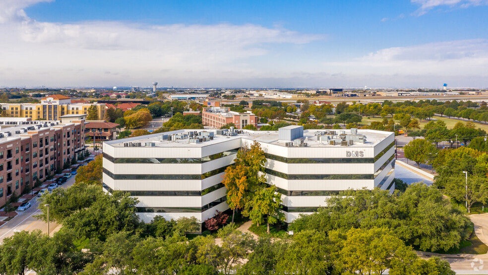 15301 Spectrum Dr, Addison, TX en alquiler - Foto del edificio - Imagen 3 de 4