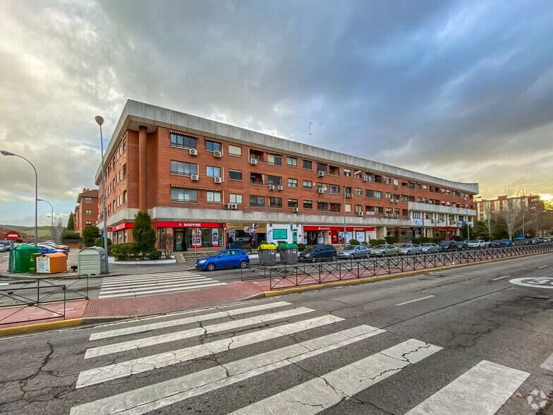 Avenida Lope de Figueroa, 18, Alcalá de Henares, Madrid en venta - Foto principal - Imagen 1 de 1