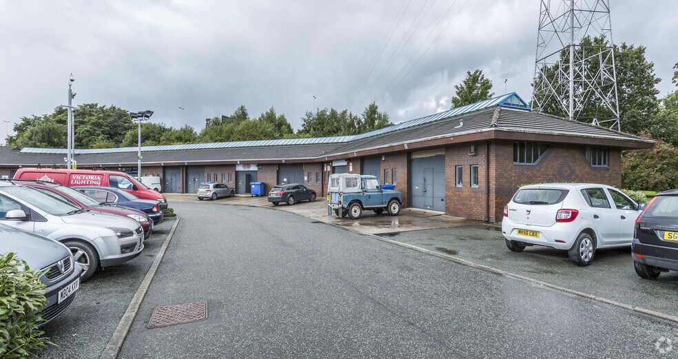 Clarendon Ct, Warrington en alquiler - Foto del edificio - Imagen 3 de 6