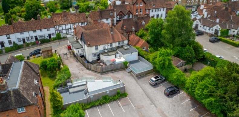 52 High St, Oxted en venta - Vista aérea - Imagen 3 de 6