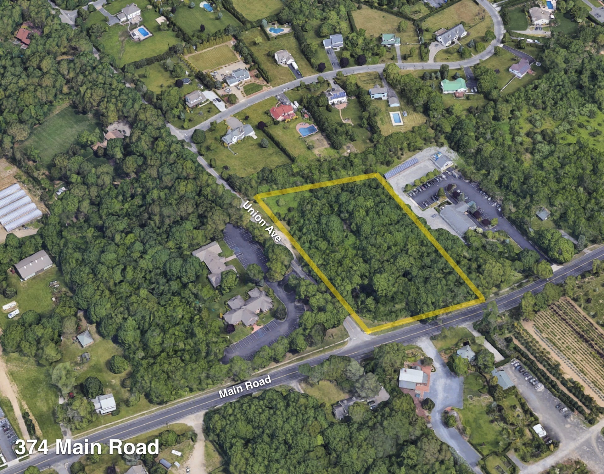 374 Main Rd, Riverhead, NY en venta Vista a rea- Imagen 1 de 7