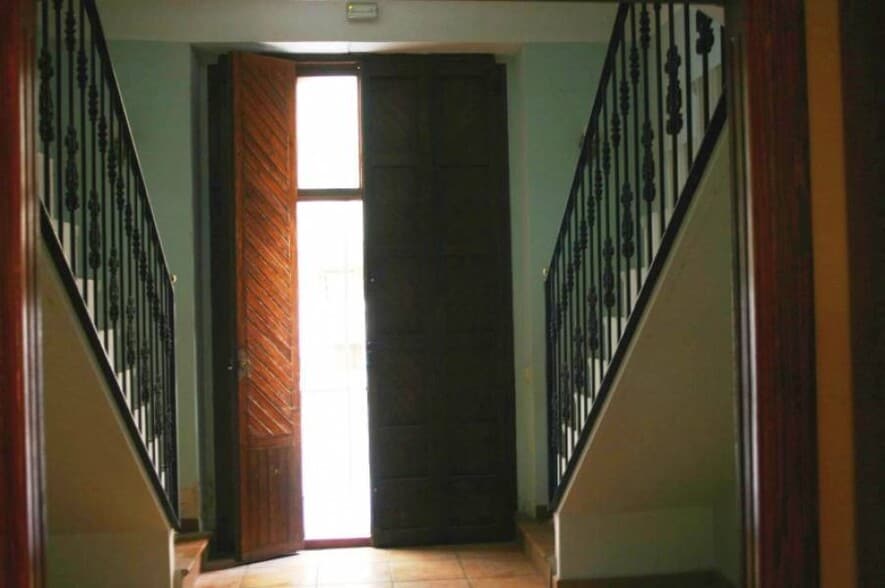 Local en Ontinyent en venta - Foto del edificio - Imagen 2 de 41