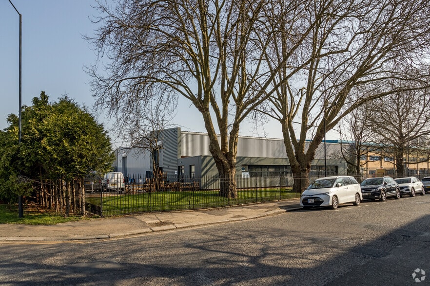 Waxlow Rd, London en alquiler - Foto del edificio - Imagen 2 de 5