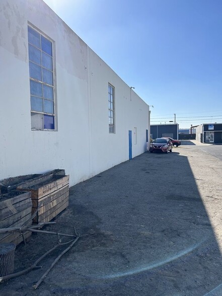 125 W 157th St, Gardena, CA en venta - Foto del edificio - Imagen 3 de 6