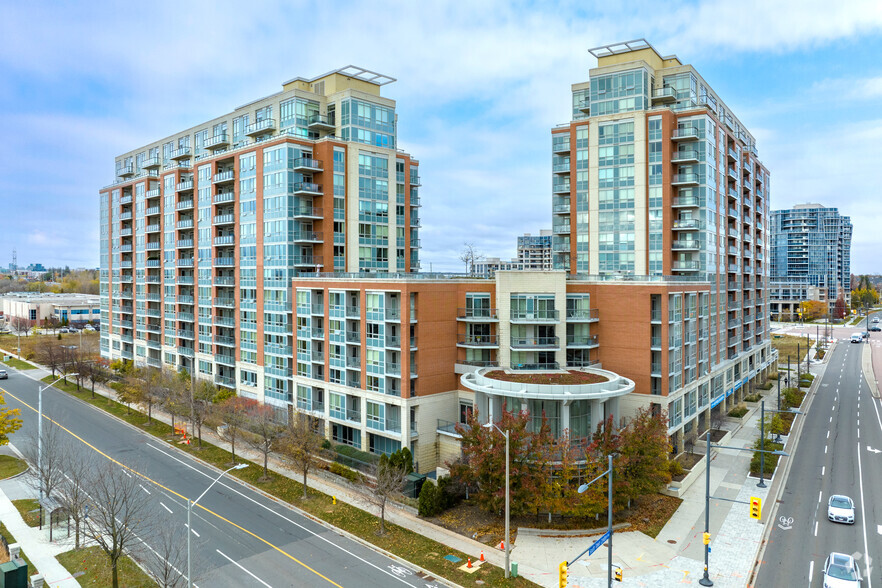 60 S Town Centre Blvd, Markham, ON en venta - Foto del edificio - Imagen 1 de 3