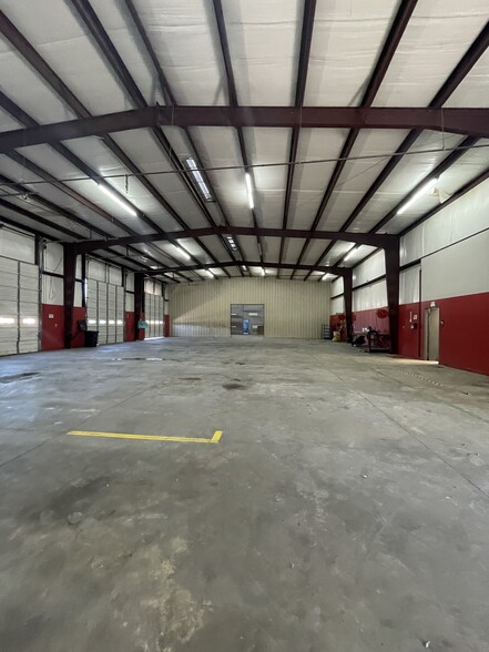 10204 Highway 80, Minden, LA en venta - Foto del interior - Imagen 1 de 39