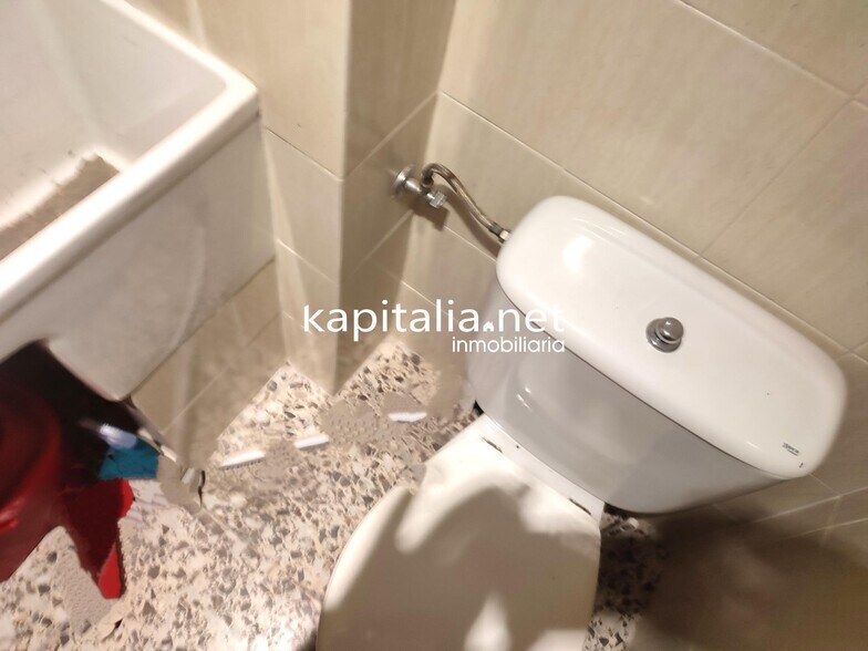 Local en Ontinyent, Valencia en venta - Foto del edificio - Imagen 3 de 3