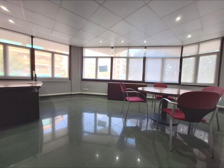 Edificio residencial en Barberà del Vallès, Barcelona en venta - Foto del interior - Imagen 1 de 4