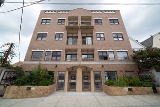 Más detalles para 3717-3719 108th St, Corona, NY - Edificios residenciales en venta