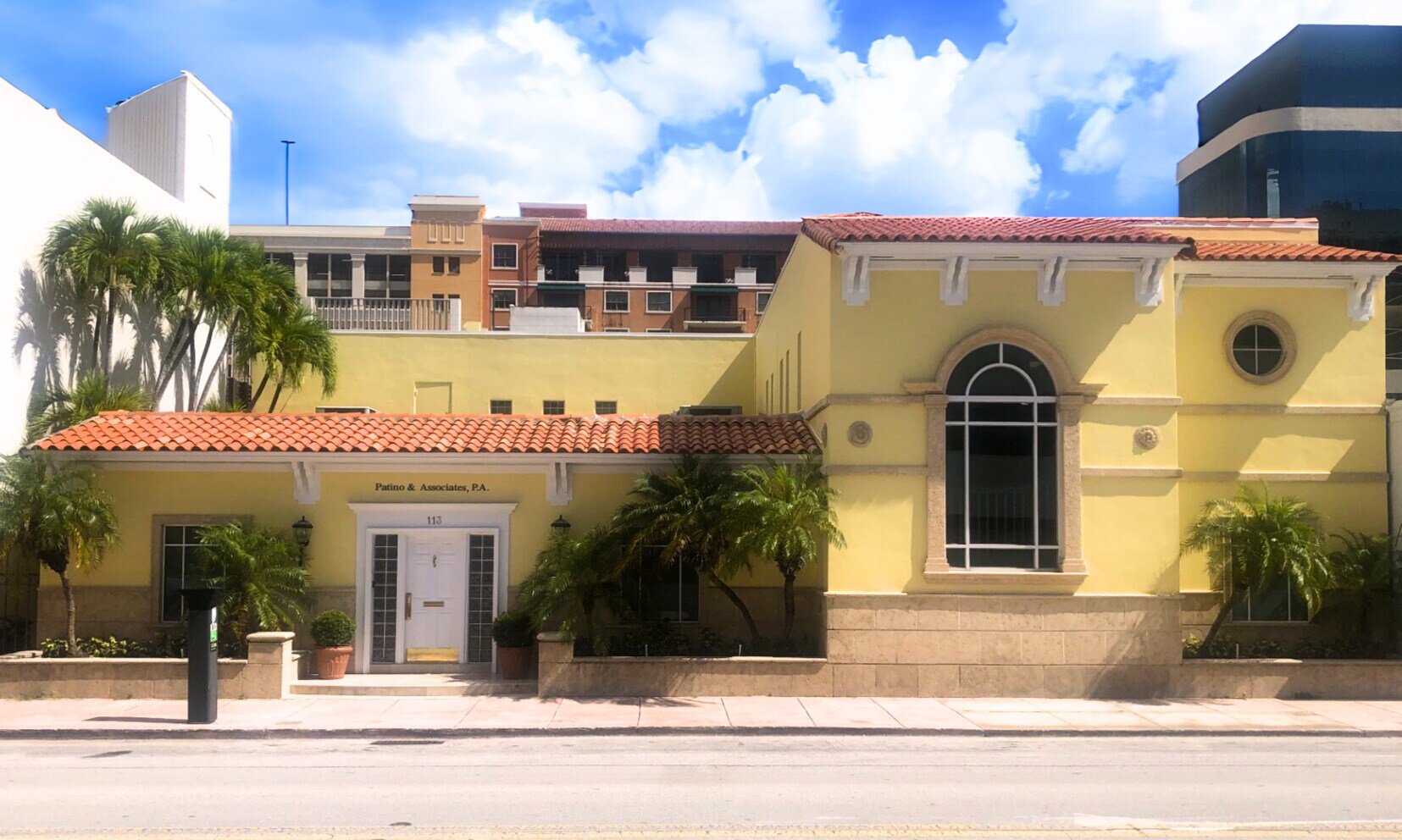113 Almeria Ave, Coral Gables, FL en venta Foto del edificio- Imagen 1 de 7