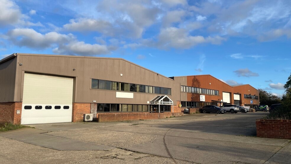 Warpsgrove Ln, Chalgrove en venta - Foto del edificio - Imagen 3 de 4