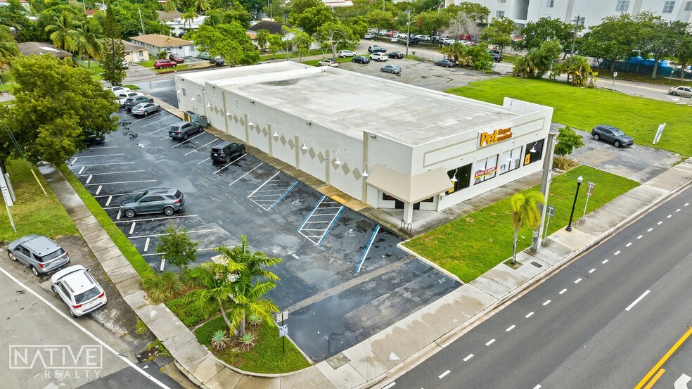 2111 N Federal Hwy, Hollywood, FL en alquiler - Foto del edificio - Imagen 2 de 19