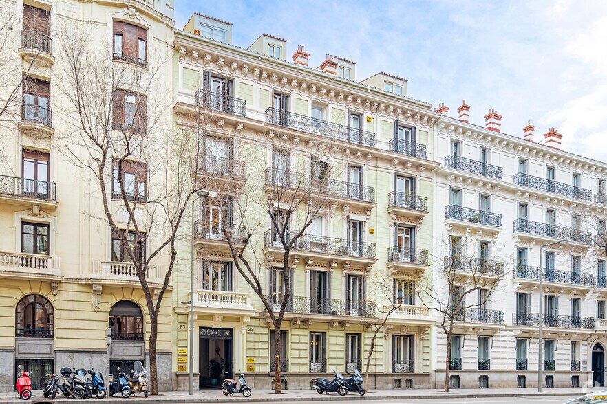 Oficina en Madrid, Madrid en alquiler - Foto del edificio - Imagen 1 de 1