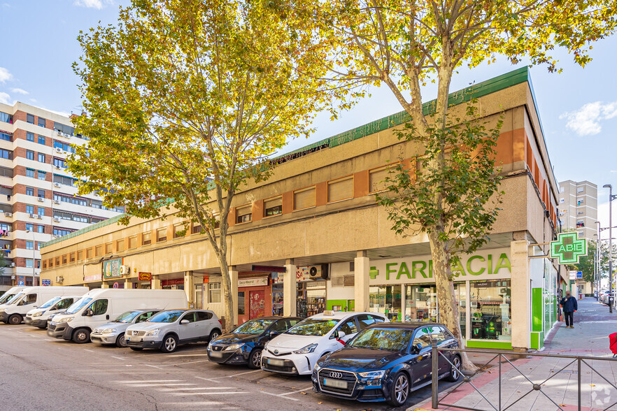 Calle Holanda, 2, Fuenlabrada, Madrid en alquiler - Foto del edificio - Imagen 2 de 2