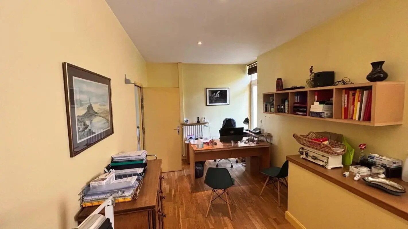 7 Rue Amedee Guenee, Dourdan en alquiler Foto del edificio- Imagen 1 de 9