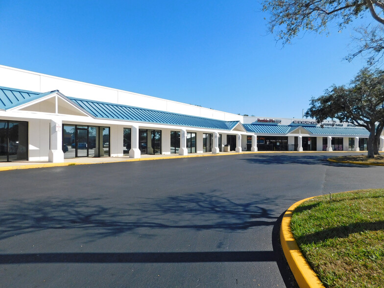 188-282 Barton Blvd, Rockledge, FL en alquiler - Foto del edificio - Imagen 3 de 15