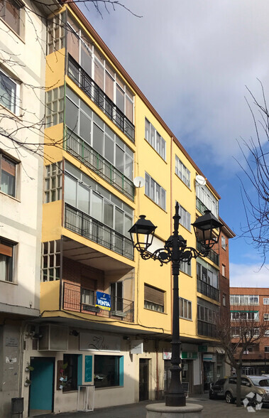 Avenida De Portugal, 18, Ávila, Ávila en alquiler - Foto del edificio - Imagen 2 de 2