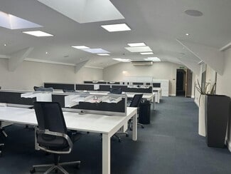 Más detalles de Cherry Ln, Amersham - Oficina en alquiler