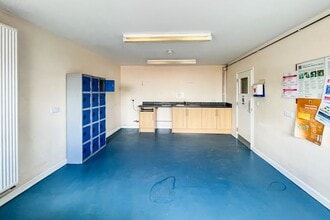 2 Blandford Hts, Blandford Forum en venta Foto del interior- Imagen 2 de 2