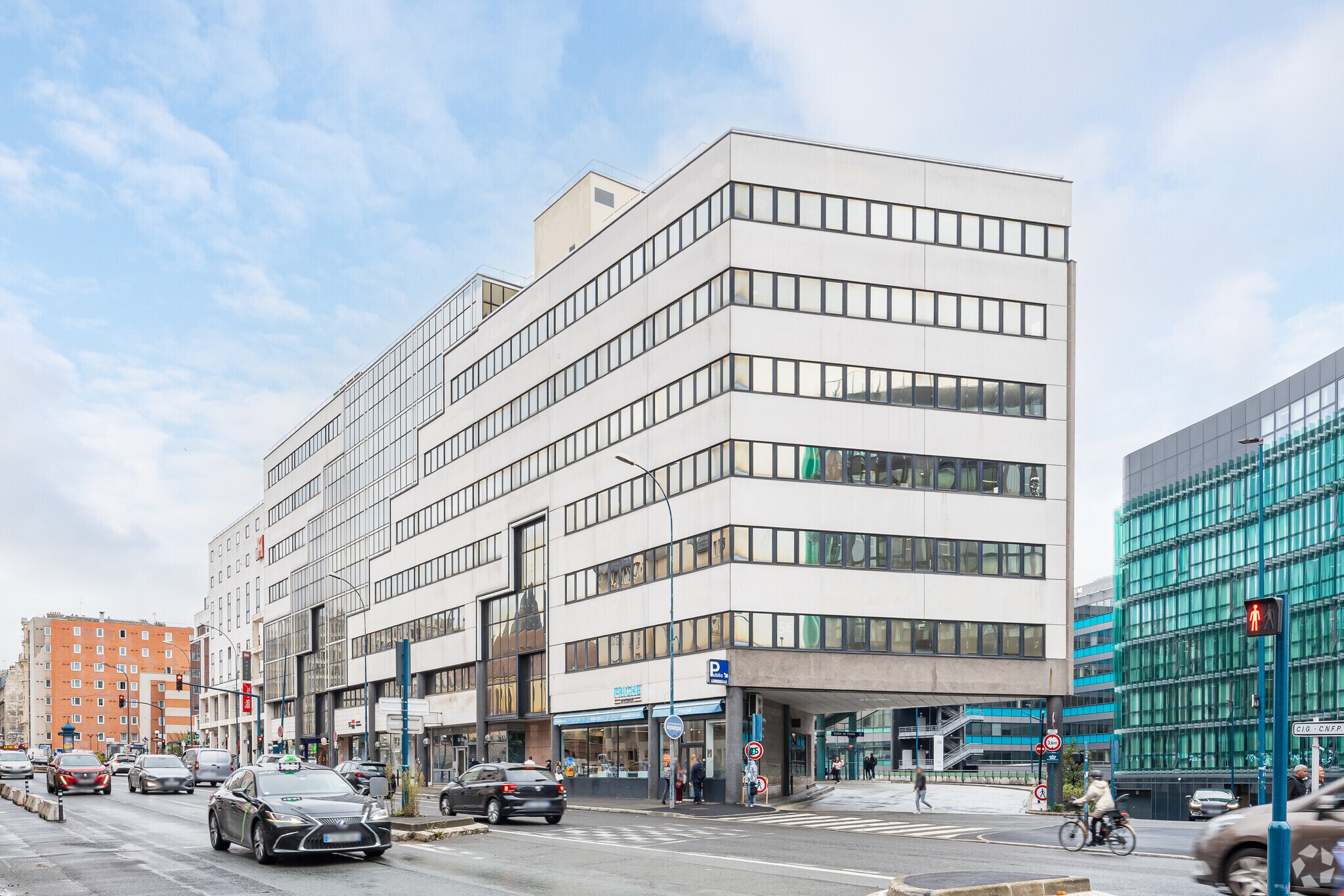 153-155 Avenue Jean Lolive, Pantin en alquiler Foto principal- Imagen 1 de 9