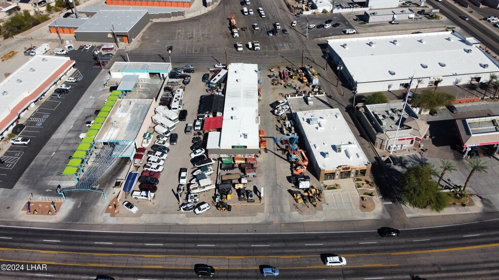 82 Lake Havasu Ave N, Lake Havasu City, AZ en alquiler - Foto del edificio - Imagen 3 de 8