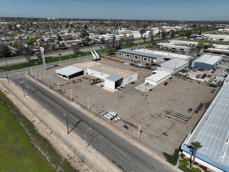 880 S Beckman Rd, Lodi, CA en venta - Foto del edificio - Imagen 1 de 7