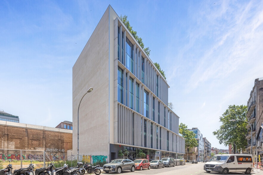 Oficina en Barcelona, Barcelona en alquiler - Foto del edificio - Imagen 3 de 3