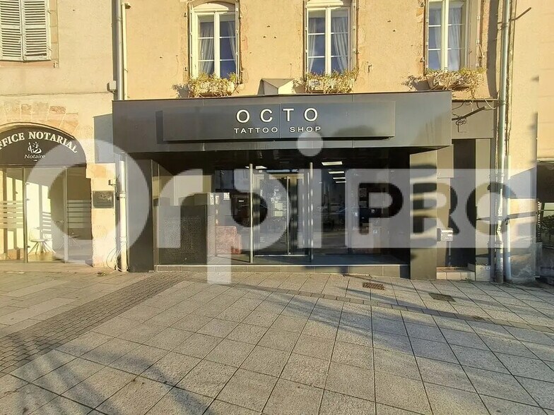 Local en Montluçon en venta - Foto del edificio - Imagen 2 de 4
