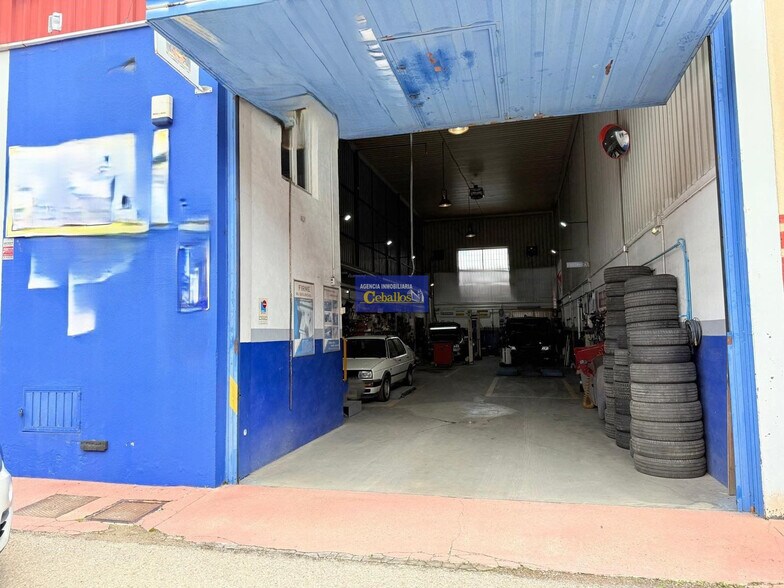 Nave en Guadalajara, Guadalajara en venta - Foto del edificio - Imagen 1 de 1