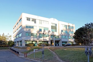 Más detalles de 1919 Riverside Dr, Ottawa, ON - Oficina/Clínica en alquiler