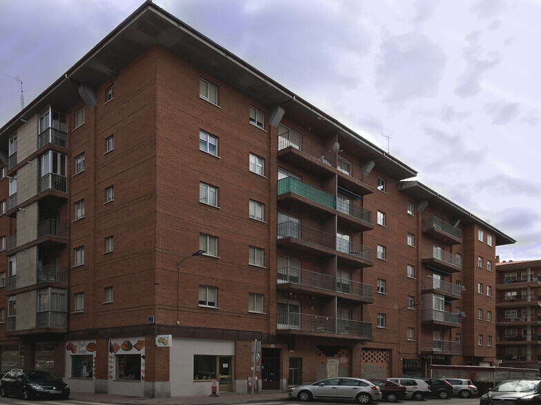 Calle Rafaela de Antonio, 6, Ávila, Ávila en alquiler - Foto del edificio - Imagen 3 de 3