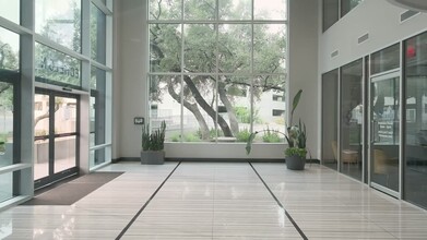 9430 Research Blvd, Austin, TX en alquiler - Vídeo de anuncio comercial 